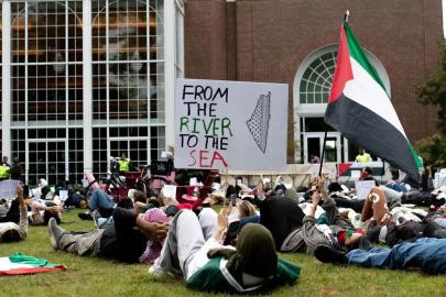 Filistin'e destek veren Harvard'a Trump'tan dava ve baskı