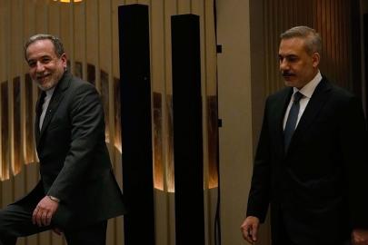 İddia: 'İran, ABD ile İstanbul'da yapılacak görüşmelerin Umman'a taşınmasını talep etti'