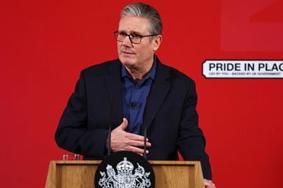 İngiltere Başbakanı Starmer’dan Epstein mağdurlarına özür: Mandelson ataması tepki çekti