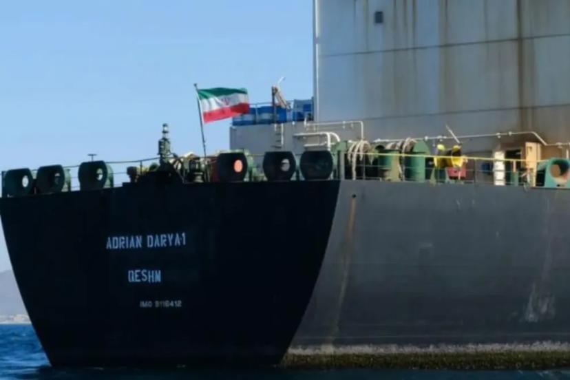 İran Basra Körfezi'nde 2 tankere el koydu