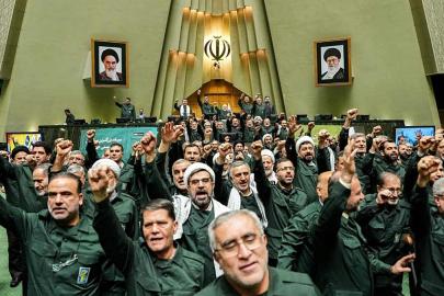 İran dini lideri Hamaney’den ABD’ye uyarı: Saldırı bölgesel savaşı tetikler