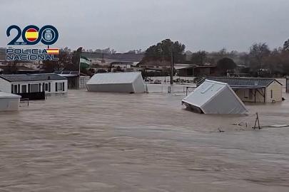 İspanya sarsıldı: Fırtına Leonardo Endülüs'te sel ve kitlesel tahliyelere yol açtı