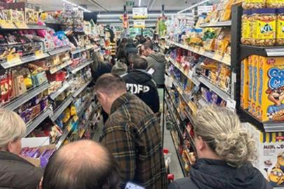 İsrail’de savaş korkusu: Marketler boşaltıldı