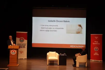 İstanbul Maltepe'de anne adaylarına ve ailelerine seminer