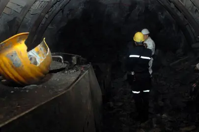 İzmir'de maden işçileri iş bıraktı!