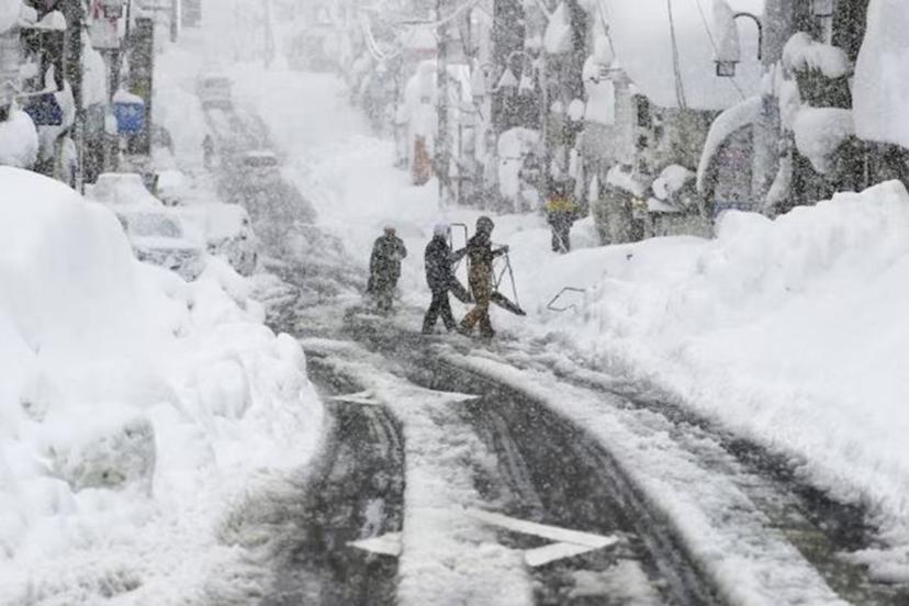 Japonya'da kar felaketi: 46 ölü, 558 yaralı