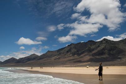 Kanarya Adaları'nda balık çiftliğine karşı protesto