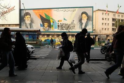 Katar, İran gerilimini düşürmek için bölgesel diplomasi atağına öncülük ediyor