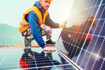 Körfezle enerjide ilk yatırım güneşe