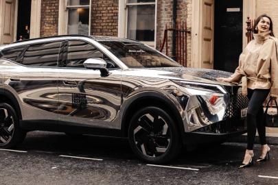 Londra Moda Haftası’nın ana partneri OMODA 7 tasarım ile teknolojinin buluşma noktası oldu