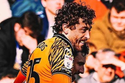 Matty Crooks sahneye çıktı! Hull City 3 puanı tek golle aldı