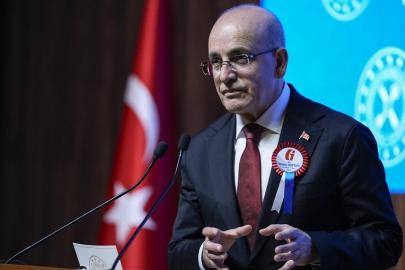 Mehmet Şimşek: Dolaylı vergilerin oranı yüzde 66'dan 62'ye düştü