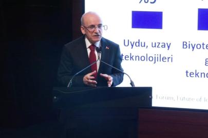 Mehmet Şimşek, Ekonominin Ufuk Turu '26 zirvesinde konuştu: Hepimize büyük iş düşüyor
