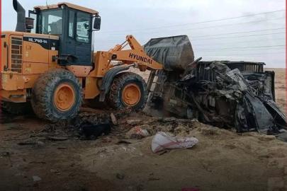 Mısır'da minibüs ile kamyon çarpıştı: 7 ölü