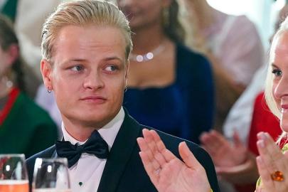 Norveç'in Veliaht Prensesi'nin oğlu tecavüz suçlamalarını reddetti