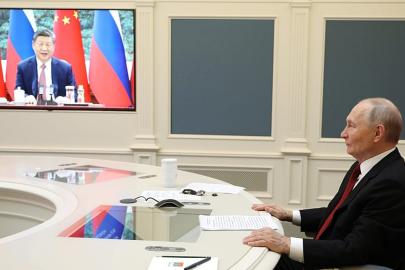 Pekin‑Moskova hattı güçleniyor: Xi ve Putin’den ortak strateji mesajı