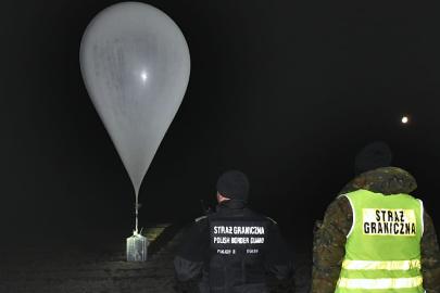 Polonya, Belarus’tan hava balonlarıyla sigara kaçıran şebekeye operasyon düzenledi: 5 kişiye gözaltı