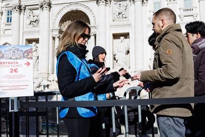Roma’da Trevi Çeşmesi'ne yaklaşmak artık ücretli