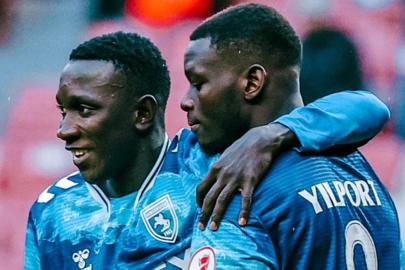 Samsunspor kupada kayıpsız devam ediyor... Samsunspor - Bodrum FK maç sonucu 2-0