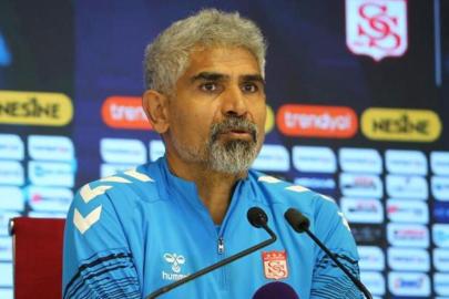 Sivasspor'da İsmet Taşdemir: Galip geldiğimiz için mutluyuz