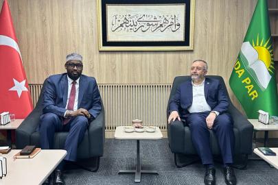 Somalili heyetten HÜDA PAR'a ziyaret