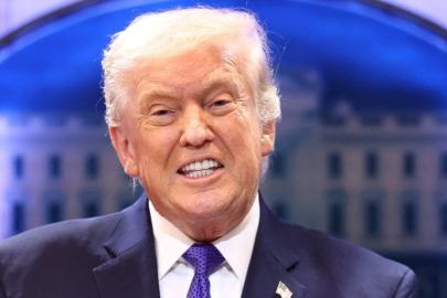 Trump: İran'da 800'den fazla göstericiyi idamdan kurtardım