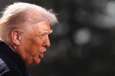 Trump: Küba'yı dostane bir şekilde ele geçirebiliriz