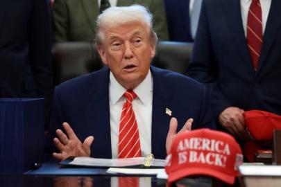 Trump: Şu anda İran'la müzakere ediyoruz