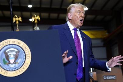 Trump: Yıllardır bizi soyan ülkelere tarife koyma hakkım var