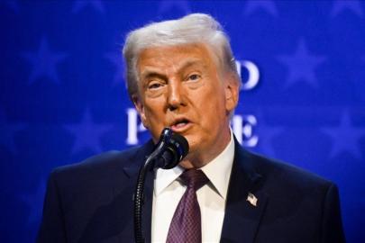Trump'tan Grönland hamlesi: Hastane gemisi gönderecek