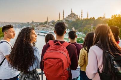 Türkiye AB'den 10,5 yaş daha genç