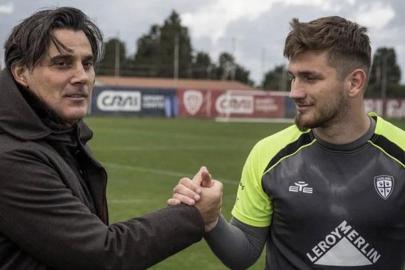 Vincenzo Montella, Semih Kılıçsoy'un oynadığı Cagliari'yi ziyaret etti