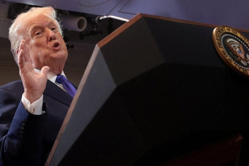 Yüksek Mahkeme'nin kararına kızan Trump tüm dünyaya ek vergi getirdi