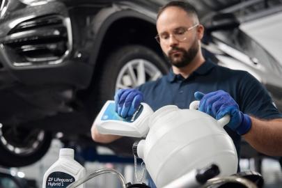 ZF yağlar ve yağ değişim kitleri ile elektrikli, hibrit ve konvansiyonel araçların kullanım ömrü uzuyor