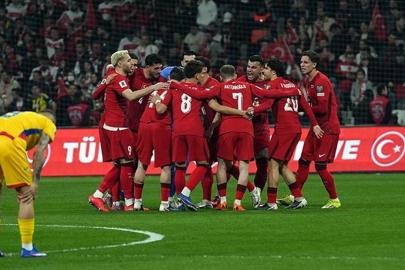 A Milli Futbol Takımı, 1667 gün sonra Dolmabahçe'deydi
