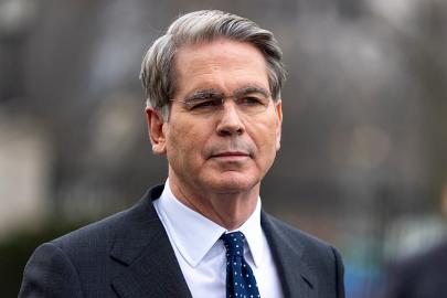 ABD Hazine Bakanı, Çin Başbakan Yardımcısı ile Paris'te görüşecek