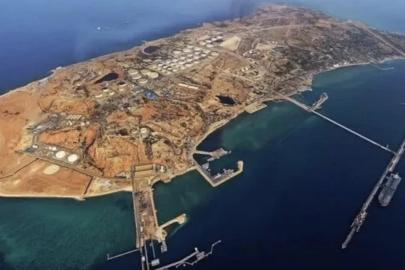 ABD'nin saldırdığı Hark Adası'nda petrol yüklemesi devam ediyor