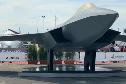 Avrupa'nın FCAS çıkmazı sürüyor: Ortak savaş uçağı kararı bir kez daha ertelendi