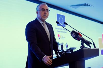 Bakan Işıkhan: Sendika ve konfederasyonlarımız ile iş birliğimizi güçlendireceğiz