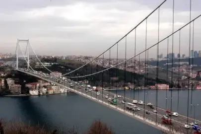 Bayramda otoyol ve köprülerden 12,3 milyon araç geçti