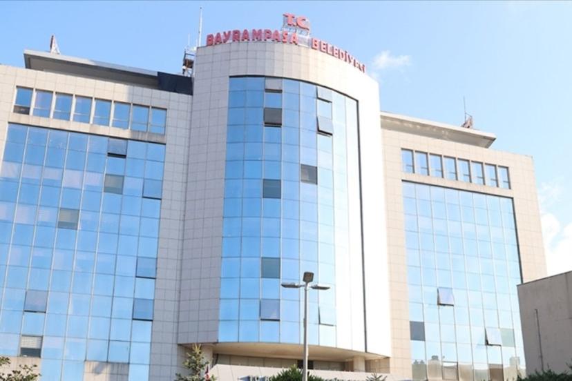 Bayrampaşa Belediyesi'nde iki CHP'li Meclis Üyesi, partiden istifa ettiklerini duyurdu