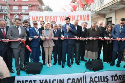 Binlerce Menemenli tek yürek oldu