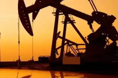 Brent petrolün varili 99,24  dolardan işlem görüyor