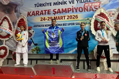Bursa Büyükşehir Belediyesporlu karateciler Türkiye Şampiyonası’nda parladı