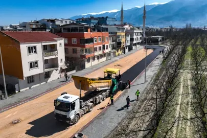 Bursa Gürsu'da yol genişletme çalışmaları sürüyor