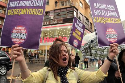 DEM Parti, 8 Mart'ın resmi tatil ilan edilmesi için TBMM'ye kanun teklifi verdi