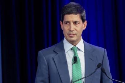 Donald Trump'ın Fed başkanlığı için seçtiği Warsh'ın adaylığı Senato'ya sunuldu