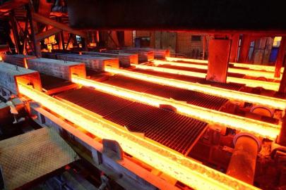 Dünya Çelik Üretimi Çin'deki düşüşe bağlı olarak azaldı