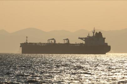 Dünyadaki petrol talebinin yüzde 70'i stratejik boğazlardan taşınıyor