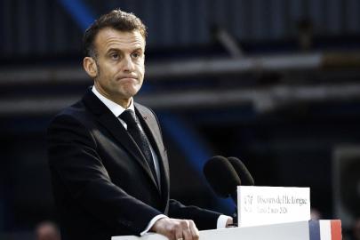 Emmanuel Macron: İran'a yönelik saldırılar uluslararası hukuka aykırı